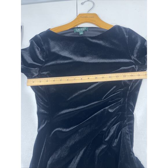 Ralph Lauren Womens Sz 4 Black Velvet Dress Knee Length Event Stretch Lined Bell - Picture 7 of 10